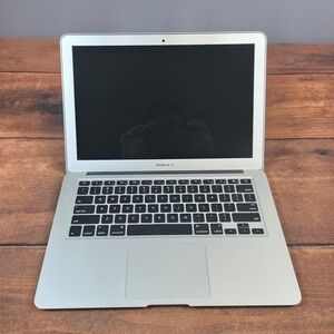 Apple MacBook Air Laptop 13" Silver A1466 EMC 3178 2017 For parts/Repair